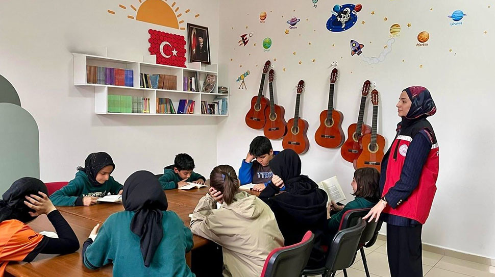 Erzincan’da Çocuklar Hem Okudu Hem Öğrendi Erzincan Aile ve Sosyal Hizmetler İl Müdürlüğü, Çocuk Hakları Komitesi