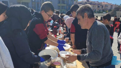 Erzincan Merkez Piri Sami Hafız İmam Hatip ortaokulu öğretmen, öğrenci