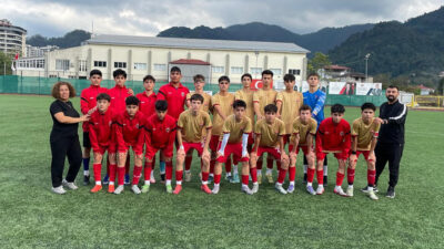 U15 Gelişim Ligi Elit Akademi mücadelesinde Anagold 24 Erzincan Spor,