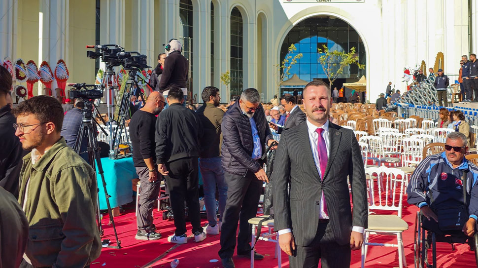 Erzincan Ülkü Ocakları İl Başkanı Kadir Özger, MHP Lideri Devlet