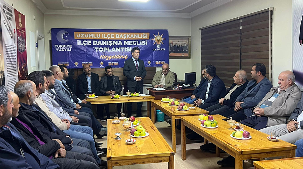 AK Parti Erzincan İl Teşkilatı, Üzümlü’de düzenlenen Ekim ayı Danışma