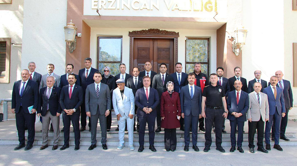 Erzincan Valisi Hamza Aydoğdu başkanlığında, 27. Birim Amirleri Toplantısı düzenlendi.