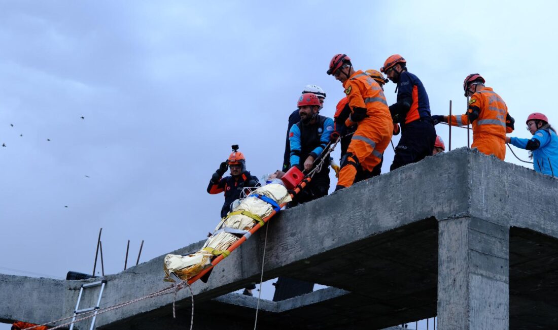 Erzincan’da düzenlenen yerel düzey deprem tatbikatında, 23 afet grubundan 145