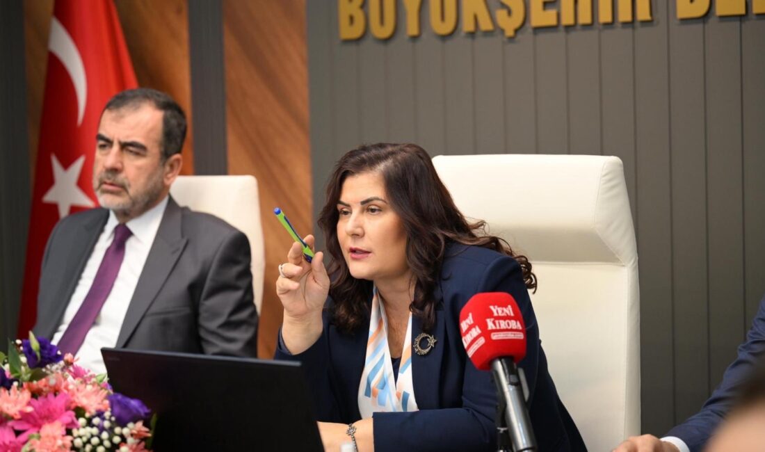 Aydın’ın ilk kadın belediye başkanı unvanını taşıyan Özlem Çerçioğlu, halk