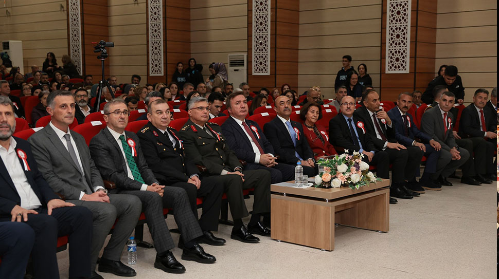 Erzincan Valisi Hamza Aydoğdu, 24 Kasım Öğretmenler Günü dolayısıyla İl