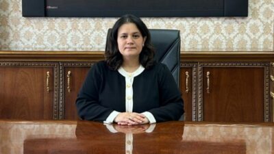 1989 yılında Kastamonu’nun Taşköprü ilçesinde doğan Zeynep Topcu, ilk ve