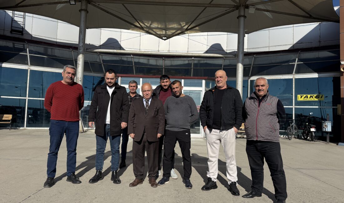 Erzincan Otobüsçü ve İşletmeciler Dernek Başkanı Hüsamettin Bakan, terminalde yaşanan