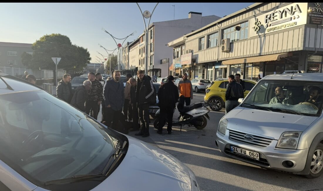 Erzincan Gönüllü Gençler Derneği Başkanı Faruk Kocatürk, motosikletiyle seyir halindeyken geçirdiği