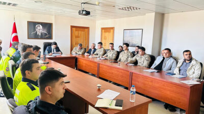 Refahiye Kaymakamlığı öncülüğünde düzenlenen toplantıda, ilçede kış aylarında alınacak tedbirler,