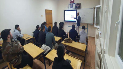 &nbsp;Kemaliye Nimet Talu Halk Eğitim Merkezi Müdürlüğü tarafından düzenlenen, katı