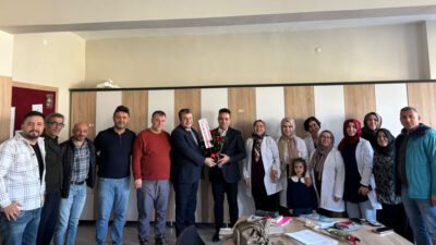 Okul Aile Birliği Başkanı Dr. Bülent Yavuzer ve beraberindeki heyet