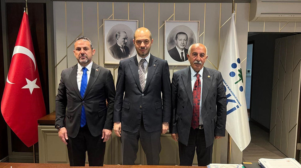 AK Parti MKYK üyesi Burhan Çakır ve Çadırkaya Belediye Başkanı