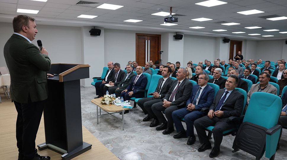 Erzincan Valisi Hamza Aydoğdu, Yeşilay ile iş birliğinde yürütülecek “Sağlıklı