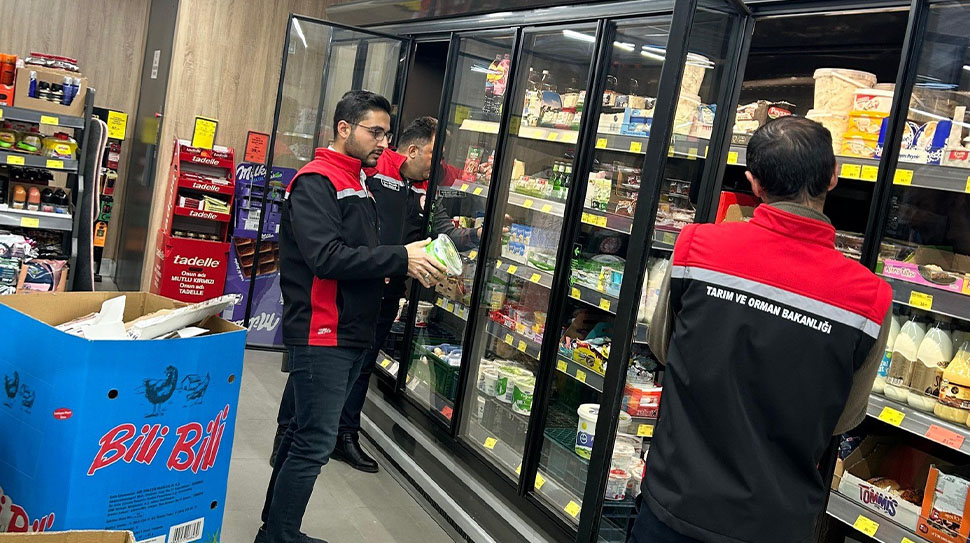 Erzincan Kemah İlçe Tarım ve Orman Müdürlüğü ekipleri, ilçe genelindeki