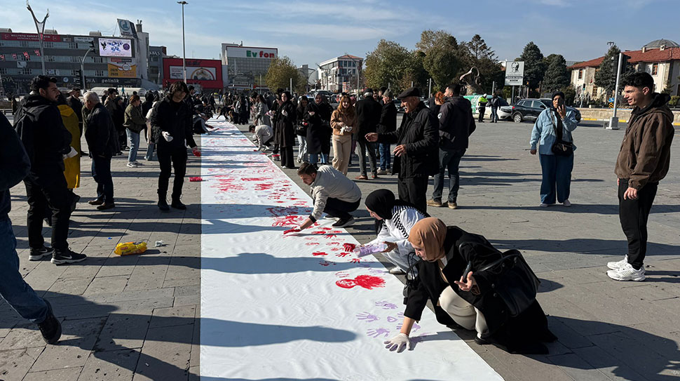 Erzincan Binali Yıldırım Üniversitesi tarafından düzenlenen Türk Dünyası Kadın ve