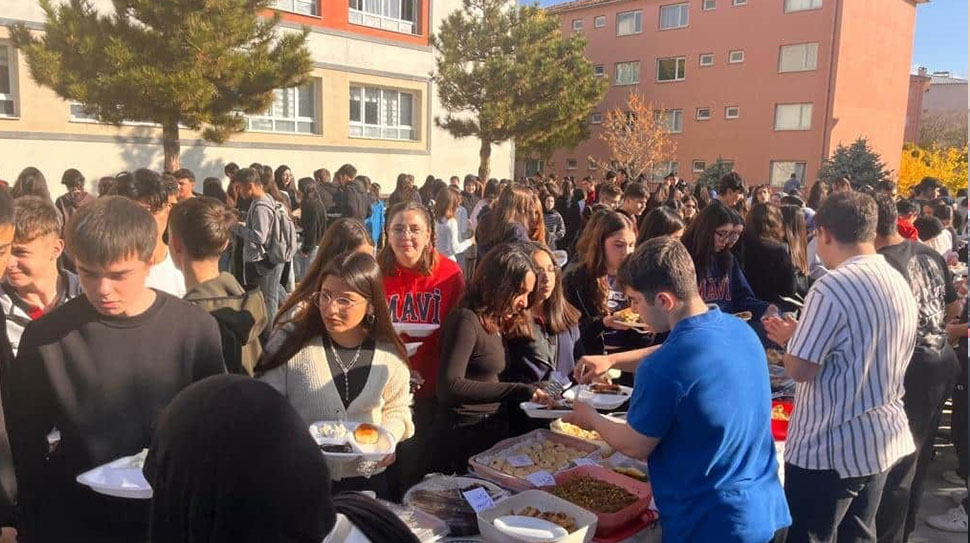 Erzincan Mustafa Doğan Anadolu Lisesi öğrencileri, Gazze’de yaşanan insani krize