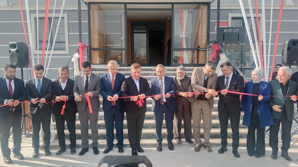 Erzincan’da hayırsever Hasan Aksu ve ailesi tarafından, merhume eşi Fatma