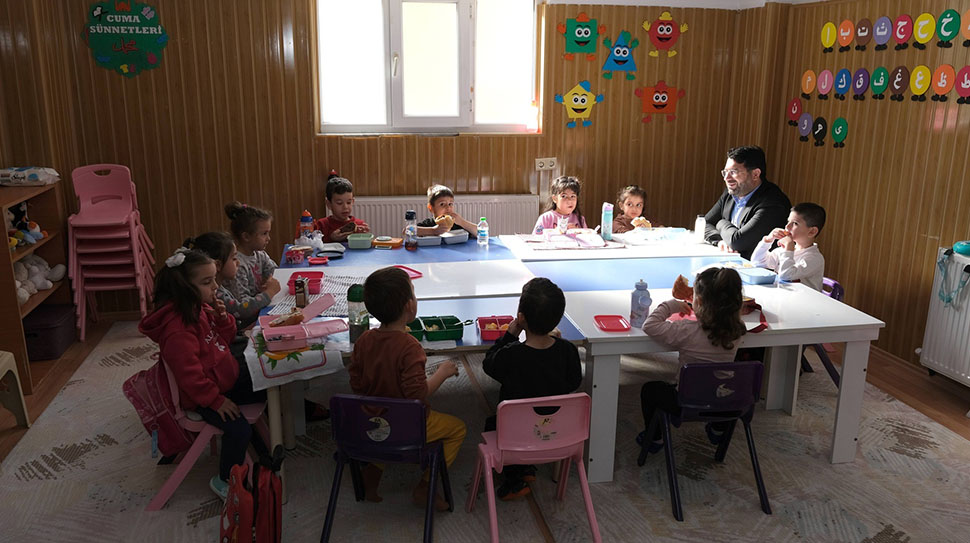 Erzincan İl Müftüsü İsmail Fakirullahoğlu, kent genelindeki Kuran kurslarını ziyaret