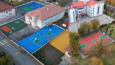 Erzincan’daki 101 okulun bahçesine Türkiye’de bir ilk olarak çok amaçlı