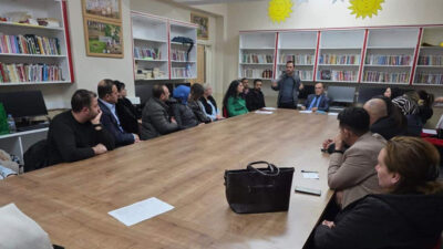 Erzincan Yunus Emre Ortaokulu’nda 8. sınıf DYK kursuna katılan öğrencilerin