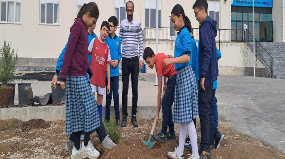 Üzümlü İmam Hatip Ortaokulunda “Yeşil Vatan – Benim Okulum Geleceğe