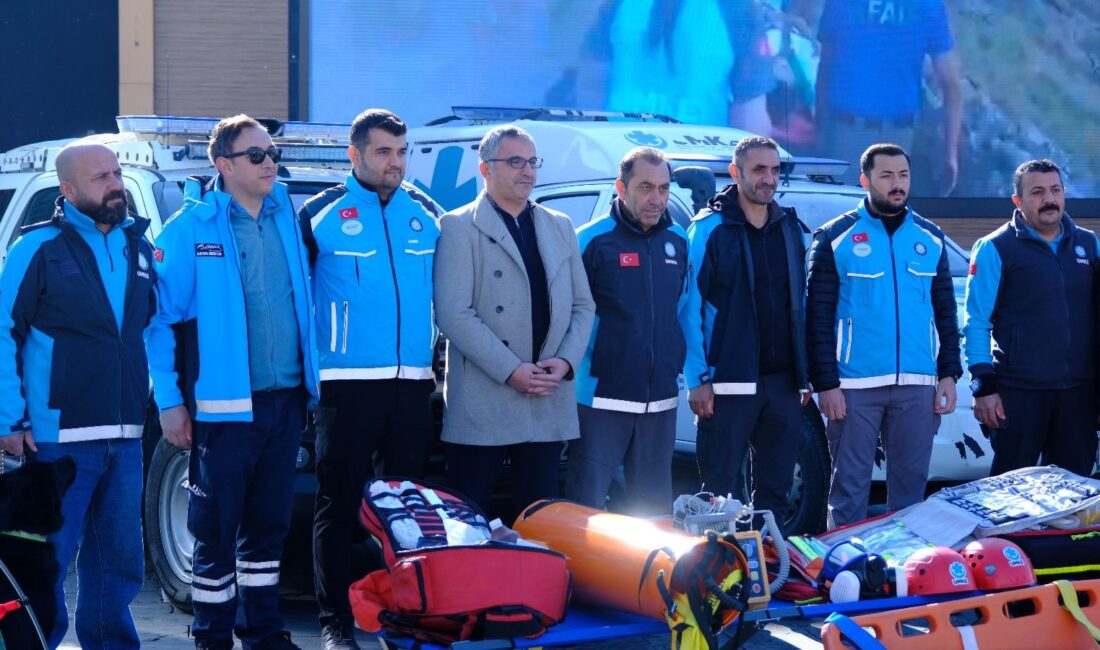 1-7 Aralık Acil Sağlık Hizmetleri Haftası kapsamında Erzincan İl Sağlık