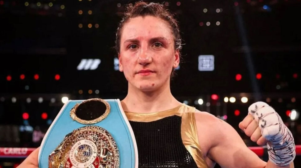 Bayburtlu milli boksör Elif Nur Turhan, tarihi bir başarıya imza