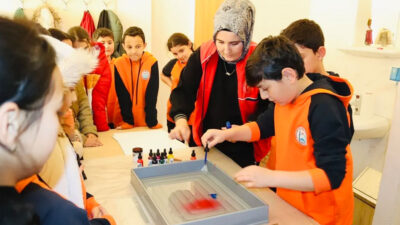 Erzincan 13 Şubat Gençlik Merkezi, ÇEDES Projesi kapsamında ağırladığı öğrencileri