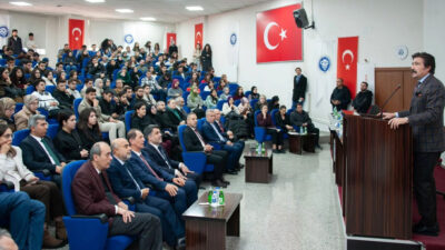 Uluslararası hukukçular ve siyasetçilerin katılımıyla EBYÜ’de düzenlenen konferansta, Gazze’de yaşananlar