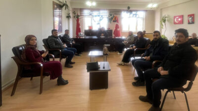 İliç İlçe Millî Eğitim Müdürü Hasan Mutlu başkanlığında, okul müdürleri