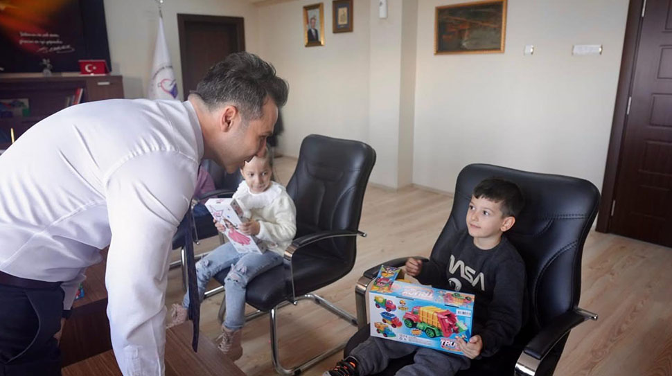 Üzümlü Anaokulu öğrencileri, ‘Ailemle Milli Değerlere El Ele Projesi’ kapsamında