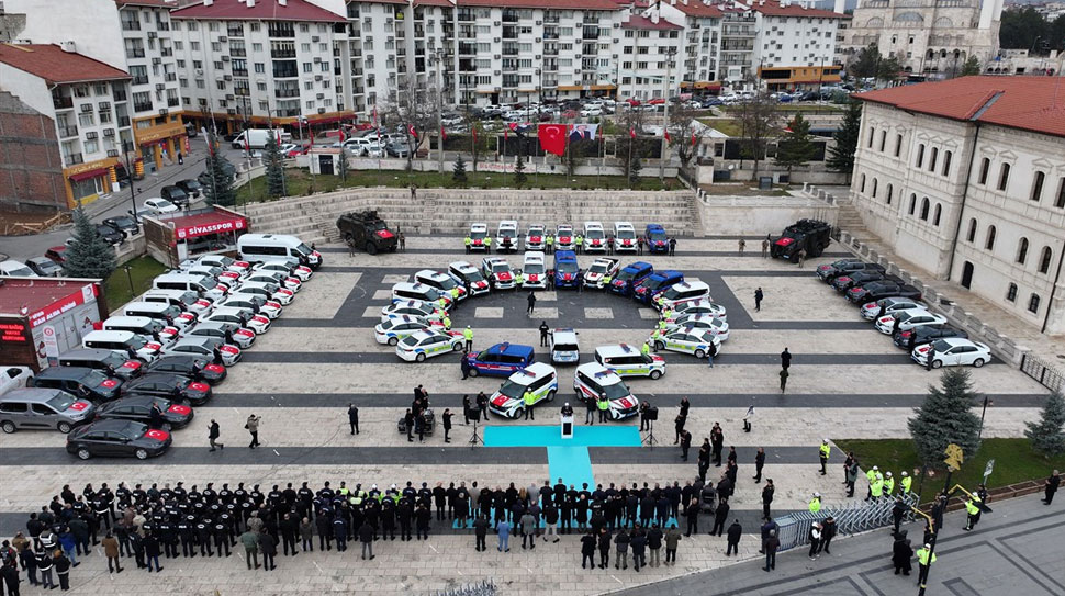 Sivas’ta emniyet ve jandarma teşkilatının araç filosu, İçişleri Bakanlığı, İl