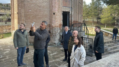 Kemah Belediye Başkanı Cevdet Bayram, Vakıflar Genel Müdürlüğü’nün talimatıyla bölgenin