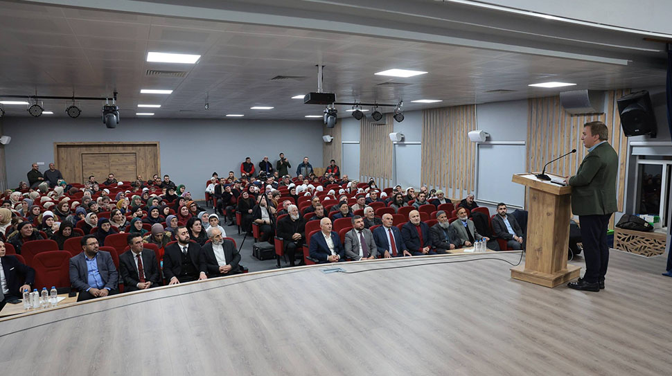 Erzincan Valisi Hamza Aydoğdu, Üzümlü Kaymakamı Buğra Karadağ ve İl