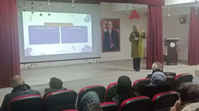 Millî Eğitim Bakanlığı’nın “Veli Akademileri Projesi” ve 2025 yılının “Aile