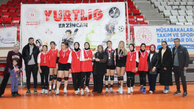 Erzincan’da düzenlenen YURTLİG Voleybol Yurtlararası İl Birinciliği Müsabakaları büyük heyecana