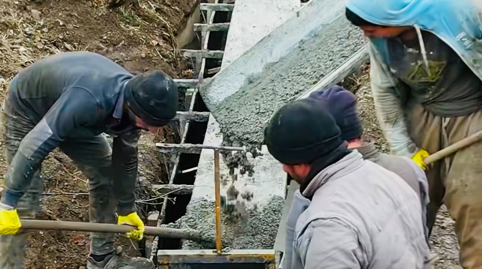 Erzincan Belediyesi, tarım ve hayvancılıkla geçimini sağlayan üreticilerin su ihtiyacını