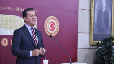 Cumhuriyet Halk Partisi (CHP) Erzincan Milletvekili Mustafa Sarıgül, TBMM’de görüşülen