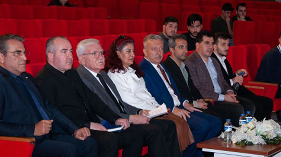 Erzincan Binali Yıldırım Üniversitesi Rektörü Prof. Dr. Akın Levent, üniversitede