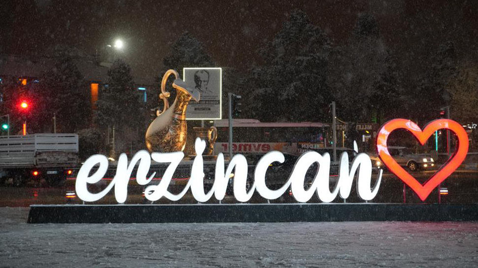 Erzincan’daki sivil toplum kuruluşları (STK’lar) ve vatandaşlar, şehrin kalkınmasına ve