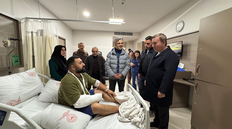 Erzincan Valisi Hamza Aydoğdu, Mengücek Gazi Eğitim ve Araştırma Hastanesi’ni