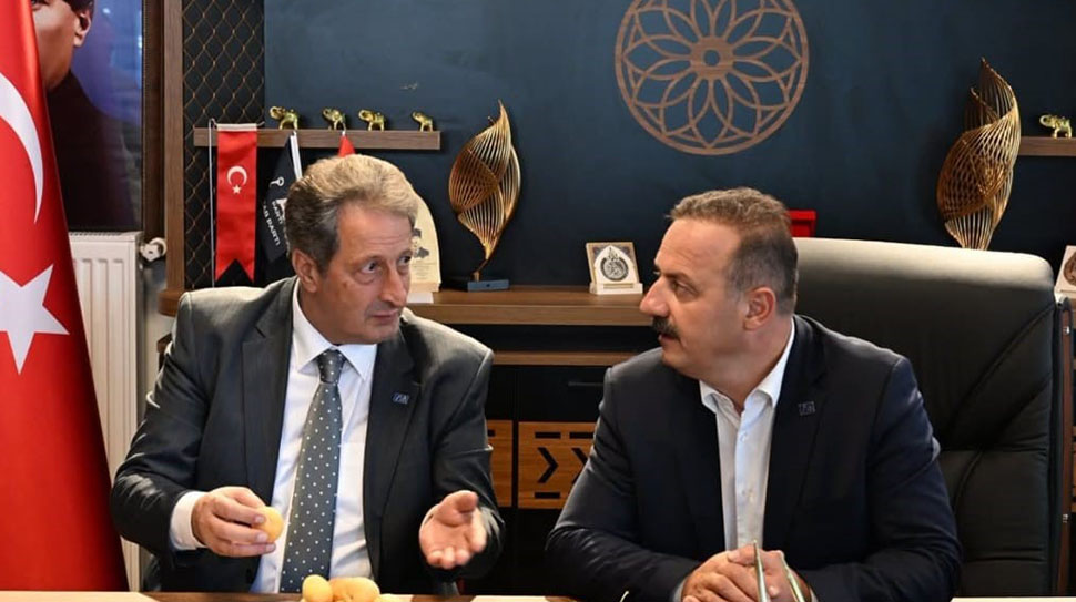 Anahtar Parti Erzincan İl Başkanı Ahmet Korkmaz, 10 Aralık İnsan