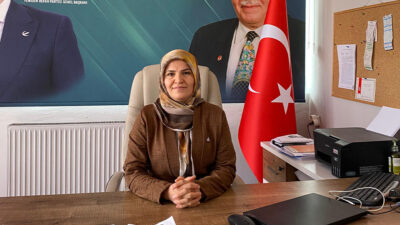 Yeniden Refah Partisi Erzincan Kadın Kolları Başkanı Gülsüm Uygun Gümrükçü,