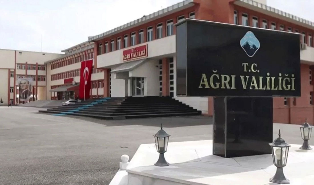 Ağrı Valiliği, bünyesindeki birimler ve bağlı kaymakamlıklarda görevlendirilmek üzere toplamda