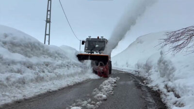 Tunceli’de son 65 yılın rekorunu kıran ve Ovacık’ta yer yer
