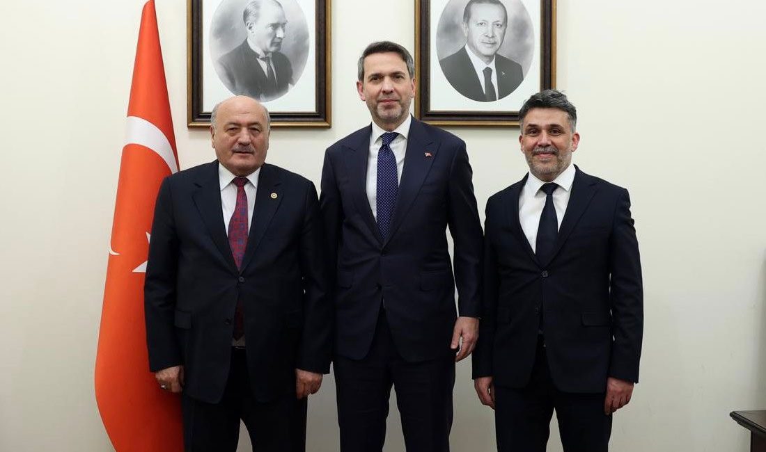 AK Parti Erzincan Milletvekili Süleyman Karaman ve beraberindeki heyet, Ankara’da