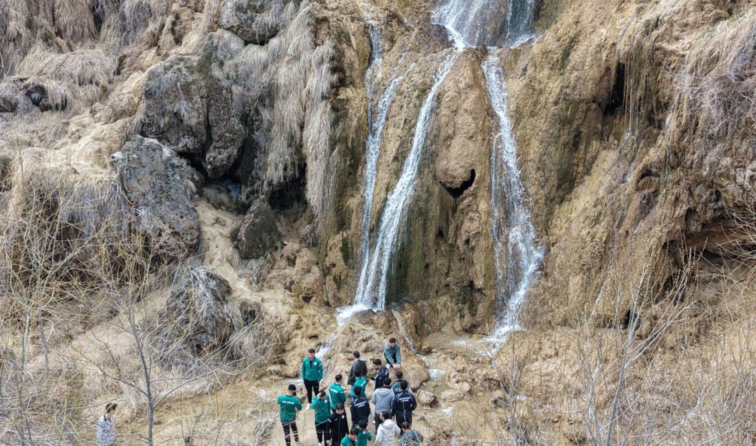 Erzincan Gençlik ve Spor İl Müdürlüğü, öğrencilerin sosyal ve kültürel