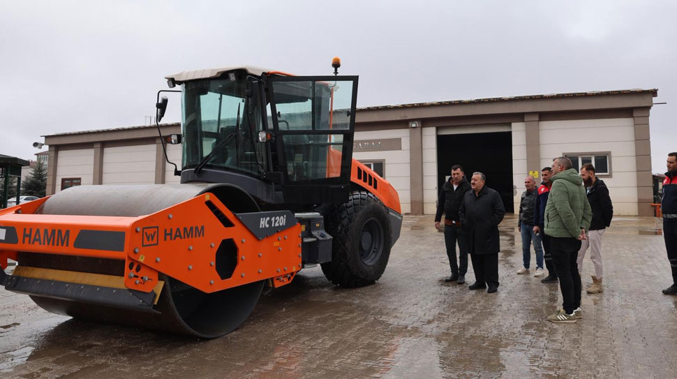 Kelkit Belediye Başkanı Ünal Yılmaz, belediyenin öz kaynaklarıyla alınan yeni