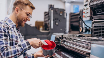Millî Eğitim Bakanlığı, personelinin görevde yükselme ve yer değiştirme süreçlerini
