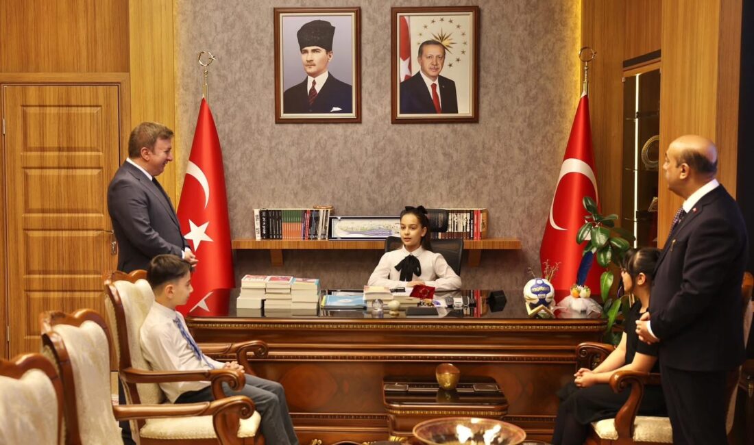 23 Nisan Ulusal Egemenlik ve Çocuk Bayramı kutlamaları kapsamında Erzincan